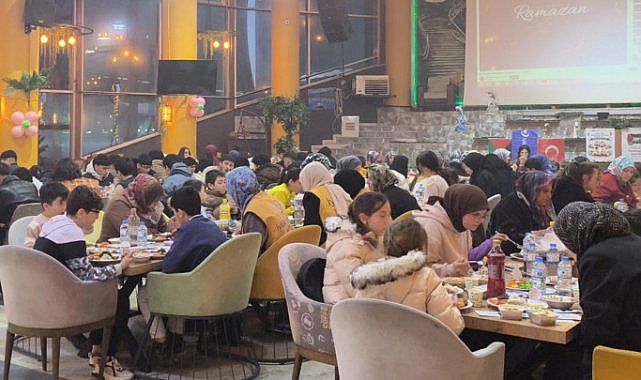 Yetimler için Ağrı'da program gerçekleştirildi