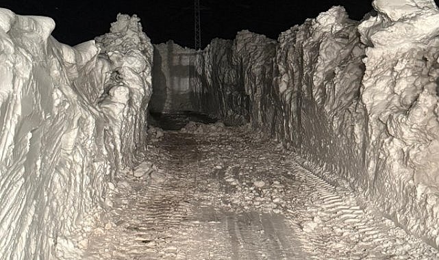 Kar kalınlığı Ağrı'da 10 metreyi aştı