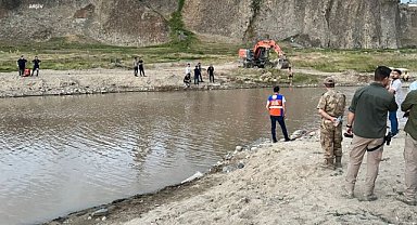 Ağrı'da art arda yaşanan acılarda 2 kişi vefat etti