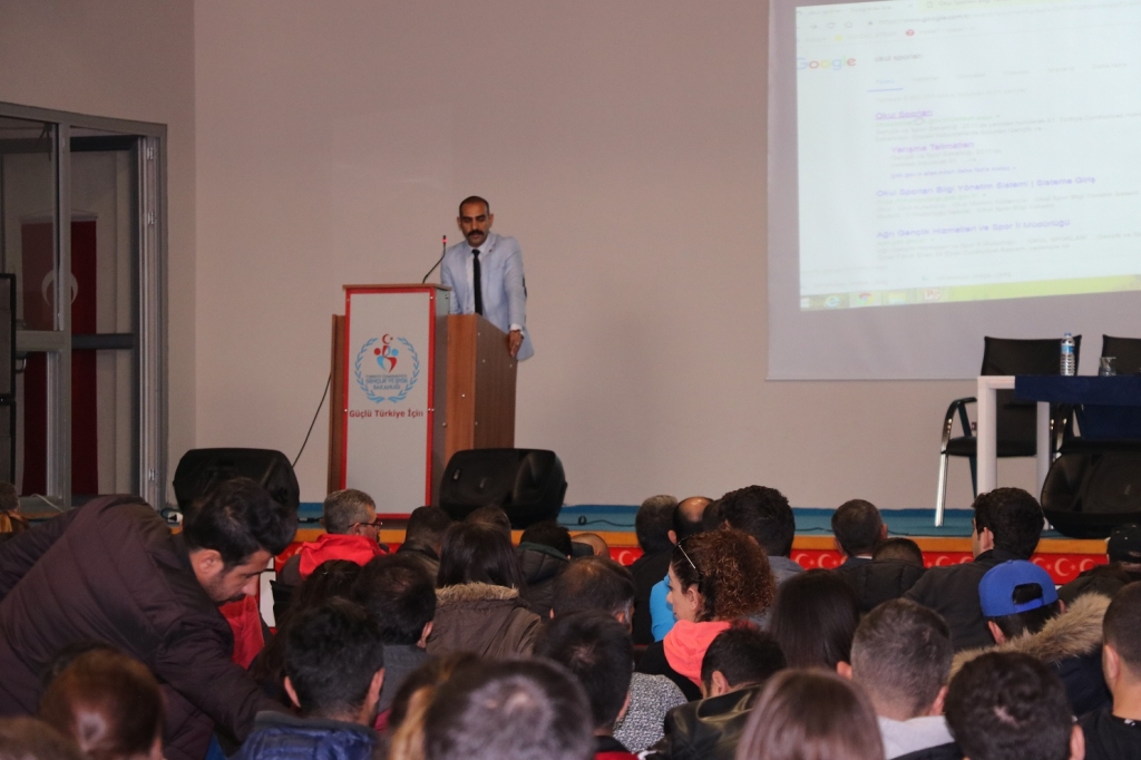 Okul Sporları Bilgilendirme Toplantısı Yapıldı