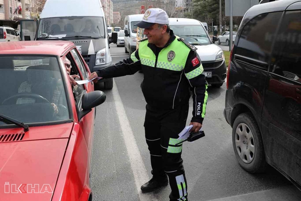 Gaziantep'te 971 sürücüye para cezası verildi