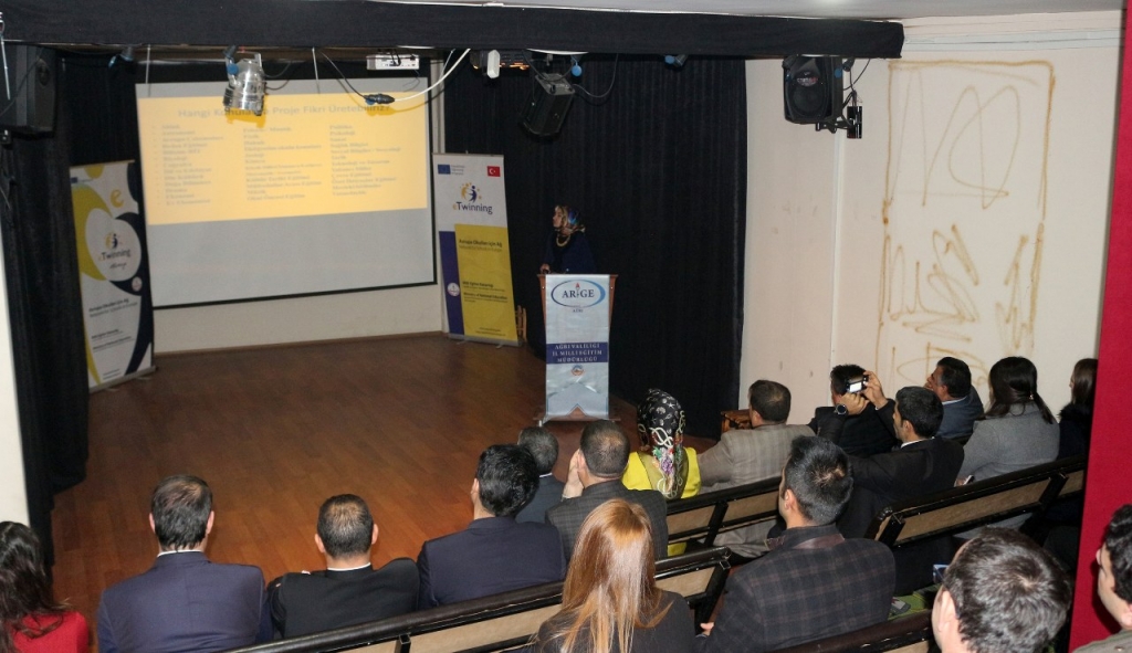 AĞRI’DA ETWİNNİNG PROJESİNİN AÇILIŞI