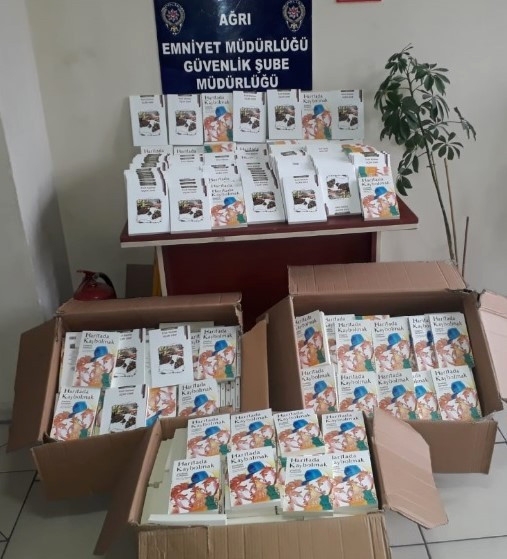 Ağrı'da 997 Korsan Kitap Ele Geçirildi
