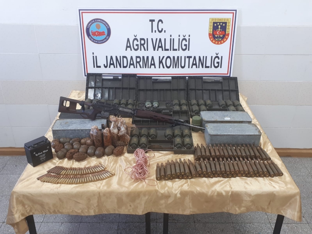 PKK'nın silah deposu bulundu