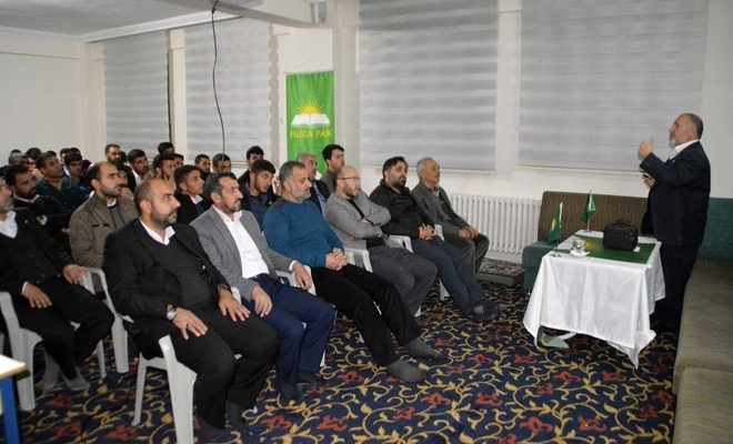 Din insan hayatını düzenleyen kurallar bütünüdür