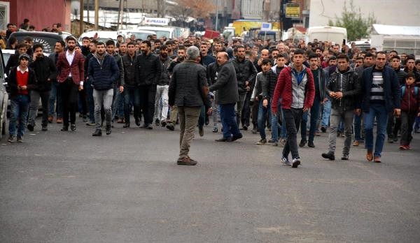 Patnos'ta Elektrik Protestosu Sırasında 1 Kişi Kalp Krizinden Öldü