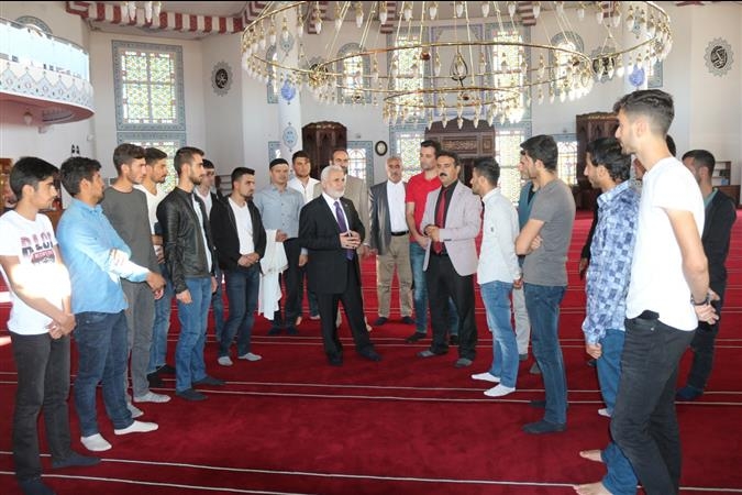 Ağrı Müftülüğü gençler camii ile buluşma etkinliği gerçekleştirdi